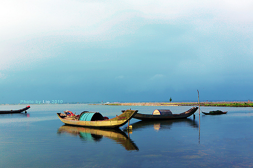 &Acirc;m hưởng đẹp tr&ecirc;n d&ograve;ng ph&aacute; Tam Giang